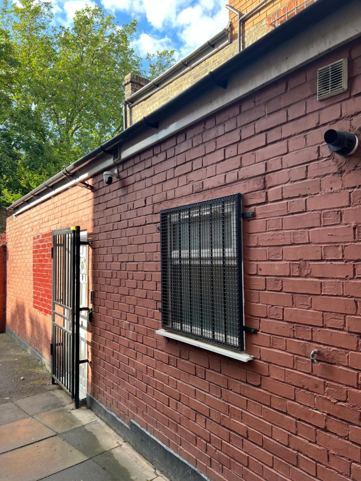 Lovely Garden Flat Near Emirates Stadium And Kings Cross St Pancras Station Londra